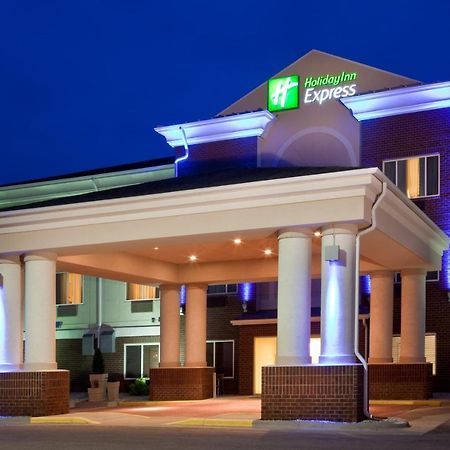 Holiday Inn Express & Suites Vermillion, An Ihg Hotel Exterior foto