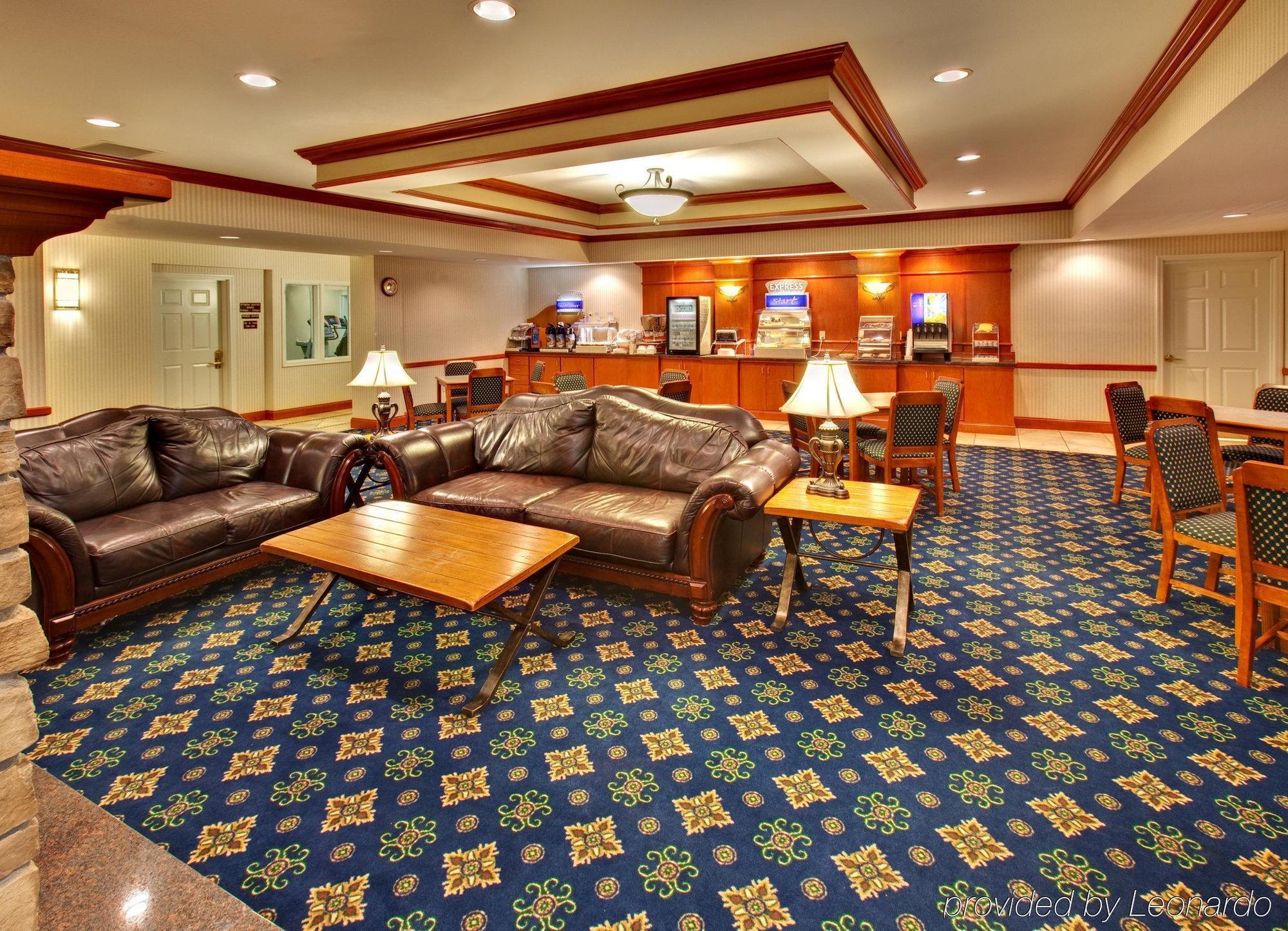 Holiday Inn Express & Suites Vermillion, An Ihg Hotel Restaurante foto